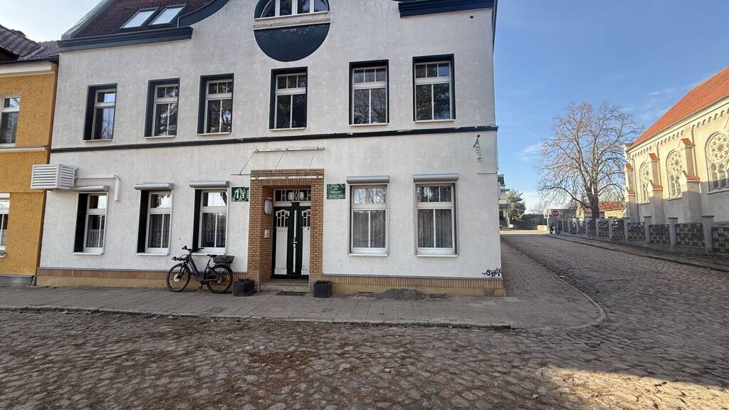 Mehrfamilienhaus zum Kauf 470.000 € 15 Zimmer 413,3 m² 311 m² Grundstück Friedland 17098