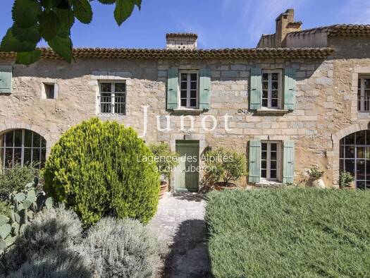 Haus zum Kauf 3.360.000 € 485 m² 280.000 m² Grundstück Partie Nord Est Saint-Rémy-de-Provence 13210