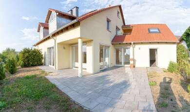 Doppelhaushälfte zur Miete 1.400 € 7 Zimmer 180 m² frei ab sofort Nikolaus-Molitor-Straße 11 Münnerstadt Münnerstadt 97702