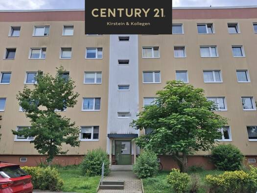 Wohnung zum Kauf 99.000 € 4 Zimmer 98,5 m² 1. Geschoss frei ab sofort Lusan Gera 07549