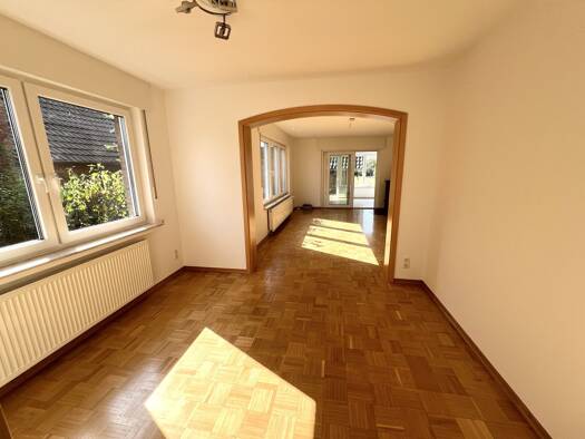 Wohnung zur Miete 1.250 € 2,5 Zimmer 96 m² EG Halle Halle (Westfalen) 33790
