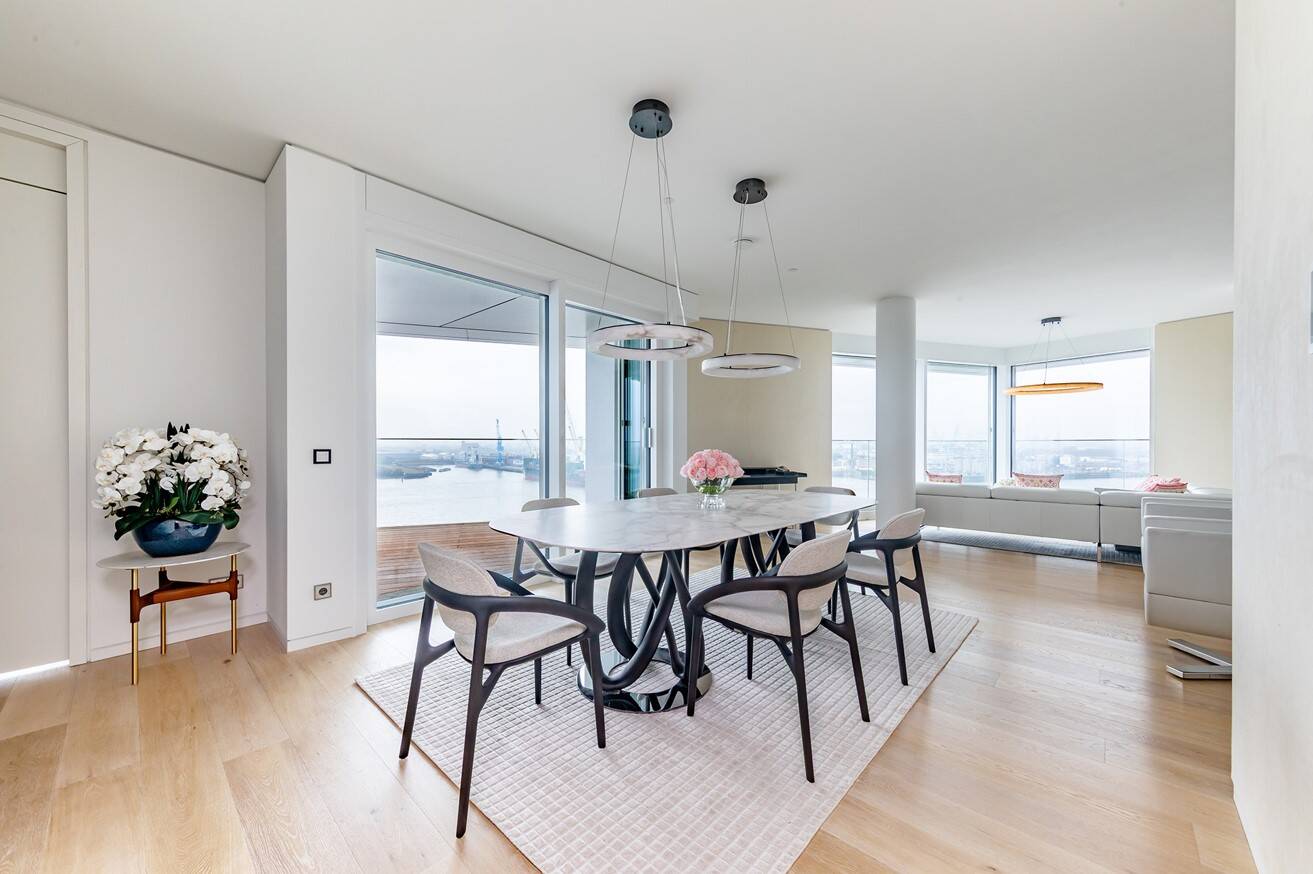 Property thumbnail 8