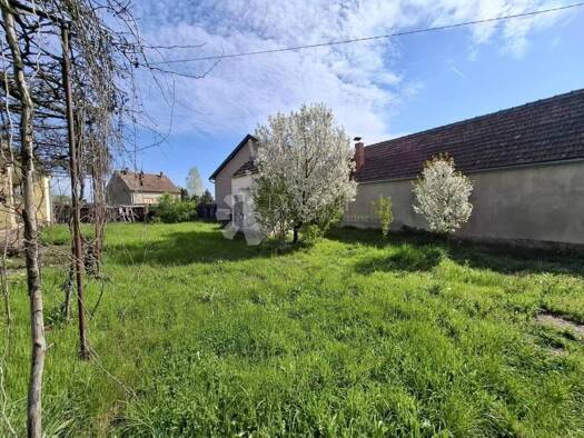 Haus zum Kauf 28.000 € 4 Zimmer 2.314 m² Novi Mikanovci, Stari Mikanovci Stari Mikanovci
