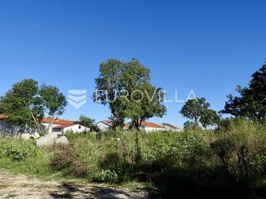 Wohn- und Gewerbegrundstück zum Kauf 295.000 € Njivice Omišalj 51513