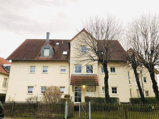 Wohnung zur Miete 770 € 3 Zimmer 76,8 m² 2. Geschoss frei ab 01.04.2026 Kyawstraße 2 Kleinzschachwitz Dresden 01259