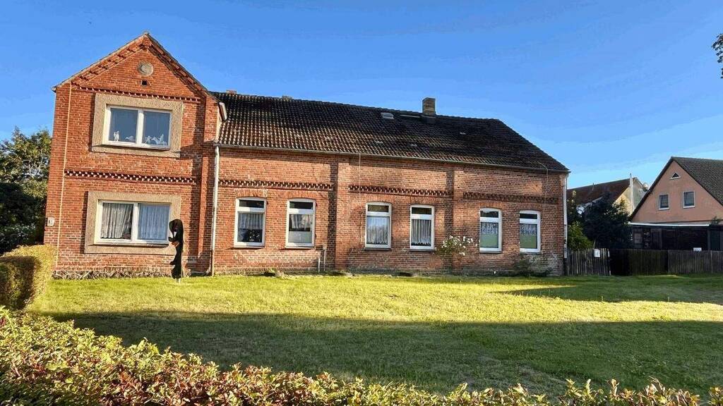 Mehrfamilienhaus zum Kauf 160.000 € 5 Zimmer 160 m² 4.808 m² Grundstück Tarnow 18249