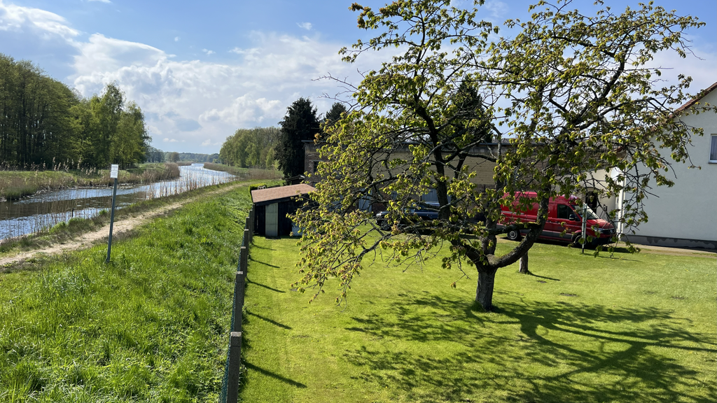 Einfamilienhaus zum Kauf 198.000 € 6 Zimmer 150 m² 1.048 m² Grundstück Dorfstraße Grambin 17375