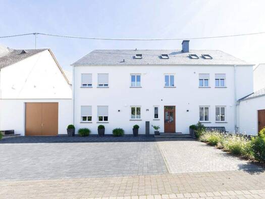 Wohnung zur Miete - Erstbezug 990 € 3 Zimmer 93 m² frei ab sofort Leiwen 54340