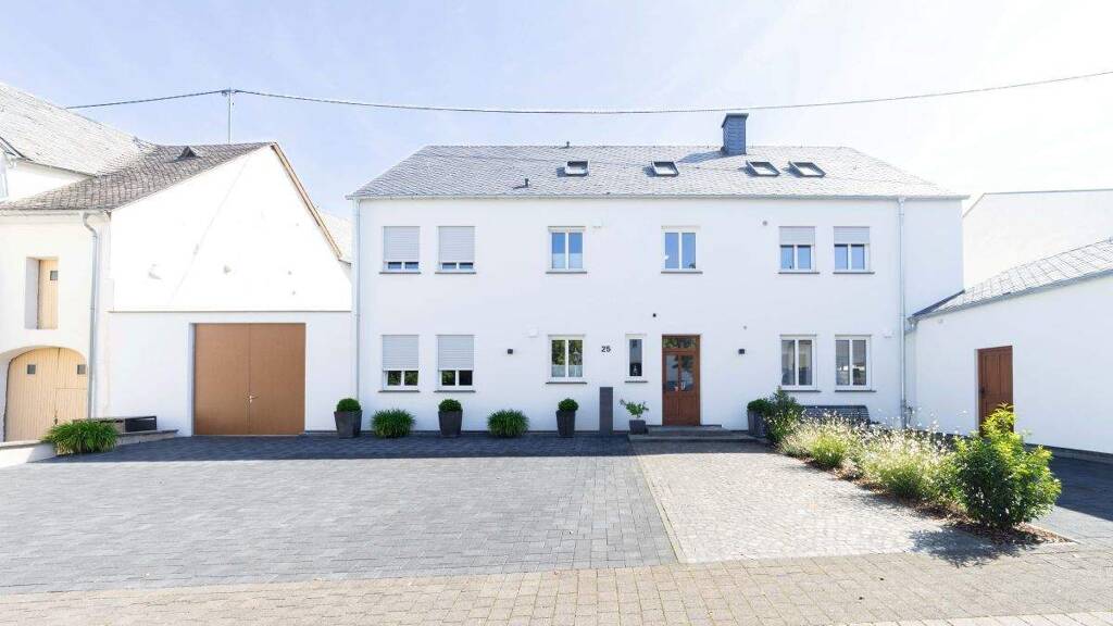 Wohnung zur Miete - Erstbezug 895 € 3 Zimmer 93 m² frei ab sofort Leiwen 54340