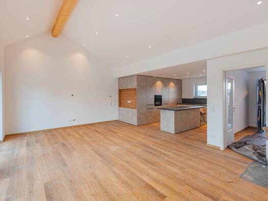 Wohnung zur Miete - Erstbezug 1.560 € 4 Zimmer 131 m² Dachgeschoss frei ab 01.09.2025 Tautenhofen Leutkirch im Allgäu / Tautenhofen 88299