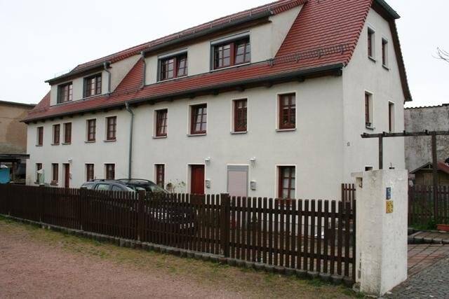 Haus zum Kauf 240.000 € 10 Zimmer 180 m²<br/>Wohnfläche 330 m²<br/>Grundstück ab sofort<br/>Verfügbarkeit Altriesa Riesa 01589