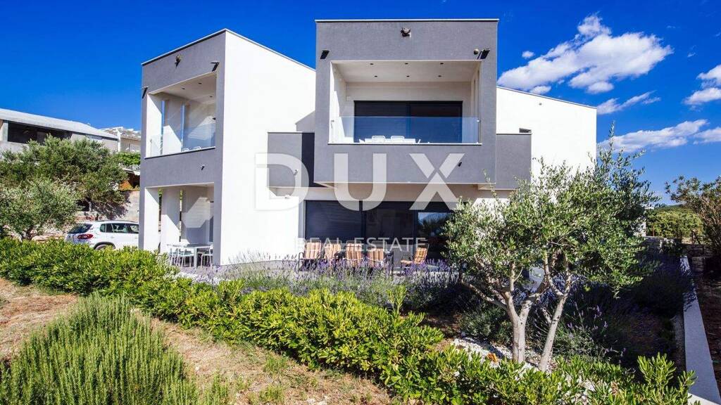 Einfamilienhaus zum Kauf 1.100.000 € 12 Zimmer 350 m² Grundstück Pag 23250