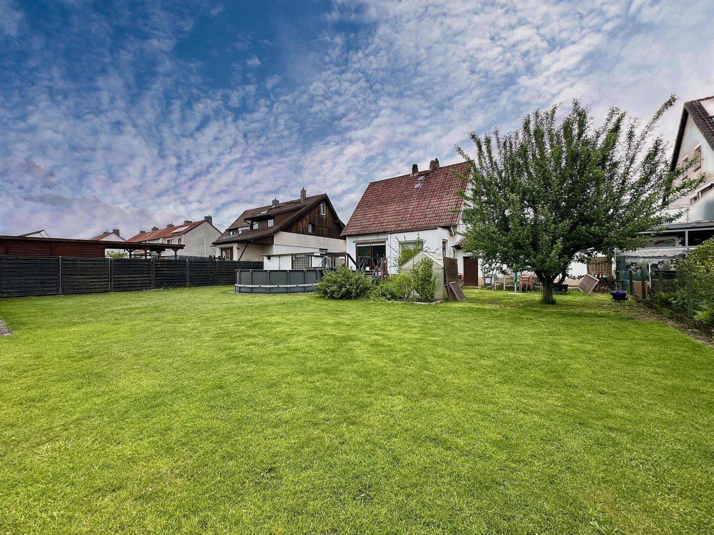 Einfamilienhaus zum Kauf - Mehr