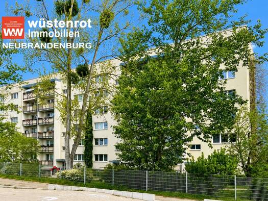 Wohnung zur Miete 493 € 4 Zimmer 76 m² Lindenberg Neubrandenburg 17033