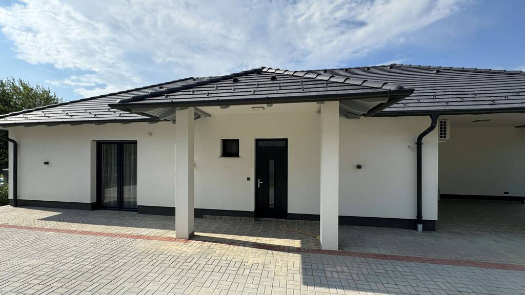 Einfamilienhaus zum Kauf 450.000 € 3 Zimmer 120 m² 644 m² Grundstück Hévíz 8380