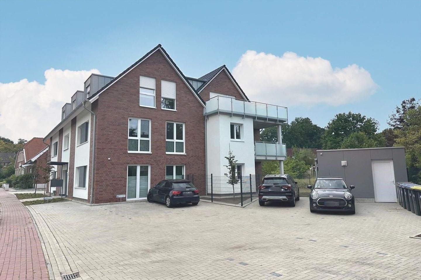 Mehrfamilienhaus zum Kauf - Ansicht 2