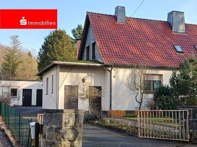 Doppelhaushälfte zum Kauf 207.000 € 5 Zimmer 135 m² 979 m² Grundstück Gehren Ilmenau 98694