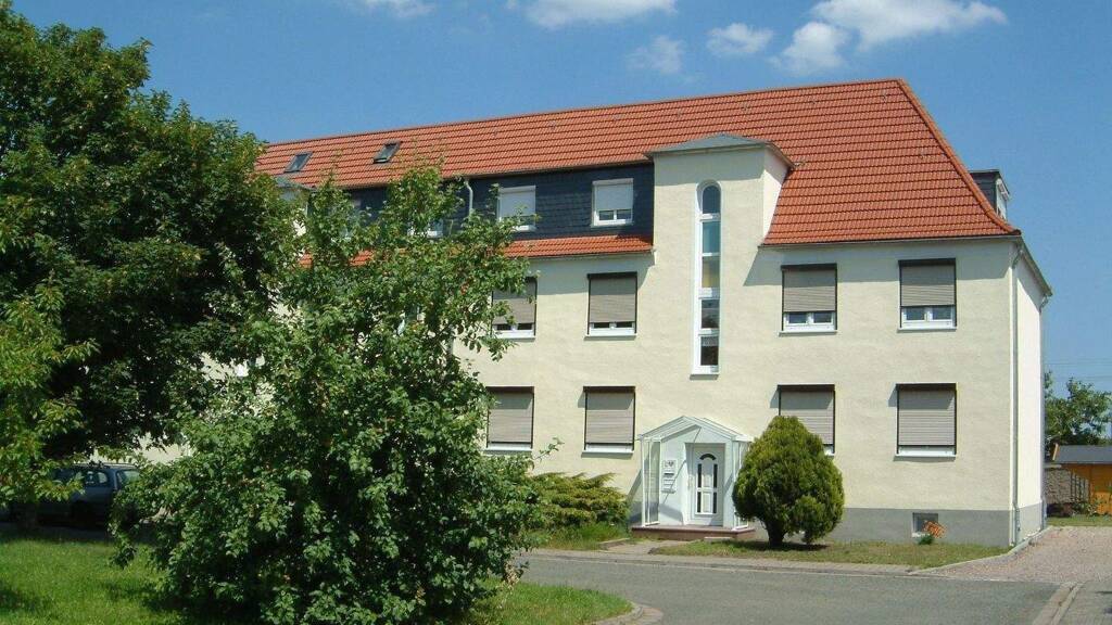 Wohnung zum Kauf 124.000 € 3,5 Zimmer 75,5 m² 2. Geschoss frei ab sofort Sömmerda 99610