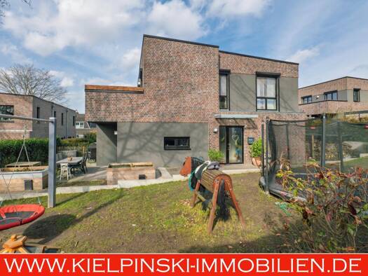 Doppelhaushälfte zum Kauf 819.000 € 5 Zimmer 138,5 m² 520 m² Grundstück frei ab sofort Wedel 22880