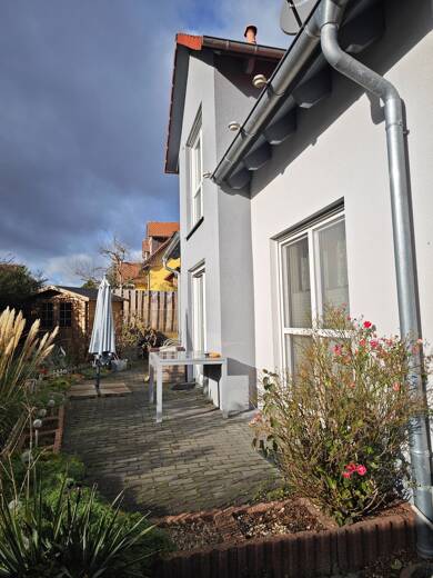 Einfamilienhaus zum Kauf 506.000 € 11 Zimmer 144,3 m² 915 m² Grundstück frei ab sofort Holzhäuser Weg 8 Unterhohenried Haßfurt 97437
