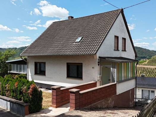 Einfamilienhaus zum Kauf 335.000 € 7 Zimmer 167 m² 642 m² Grundstück frei ab sofort Losheimer Straße 47 Serrig 54455