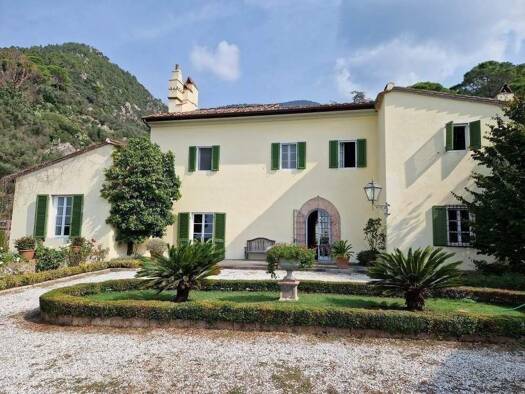 Herrenhaus zum Kauf 2.450.000 € 510 m² 5.000 m² Grundstück Pisa