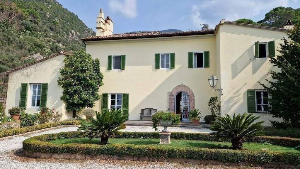 Herrenhaus zum Kauf 2.450.000 € 510 m² 5.000 m² Grundstück Pisa