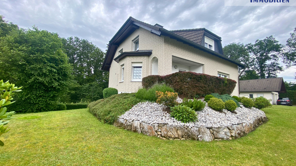 Einfamilienhaus zum Kauf 380.000 € 6 Zimmer 183 m² 1.089 m² Grundstück Windhausen Attendorn 57439