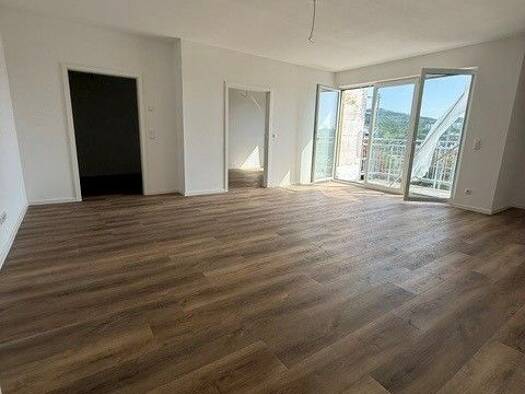 Wohnung zur Miete 935 € 4 Zimmer 94,4 m² 2. Geschoss frei ab 01.10.2026 Fellinghausen Kreuztal 57223