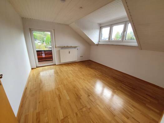 Wohnung zur Miete 640 € 3 Zimmer 80 m² Geschoss 1/1 frei ab 01.11.2026 Döhlau Döhlau 95182