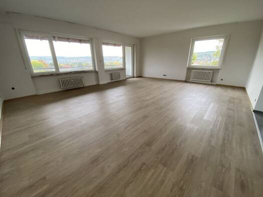 Wohnung zur Miete 1.300 € 3,5 Zimmer 114 m² Geschoss -1/2 frei ab 01.03.2026 Veitshöchheim 97209