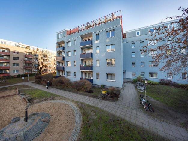 Wohnung zur Miete 618 € 3 Zimmer 77,2 m² 3. Geschoss frei ab sofort Terwielsteig 3 Charlottenburg Berlin 13627