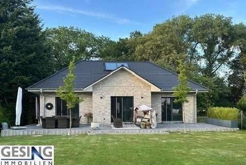 Immobilie in Vellahn - Exklusiver Bungalow mit großem Garten - energieeffizient (A+) - perfektes Homeoffice in Vellahn OT Banzin - Bild 0