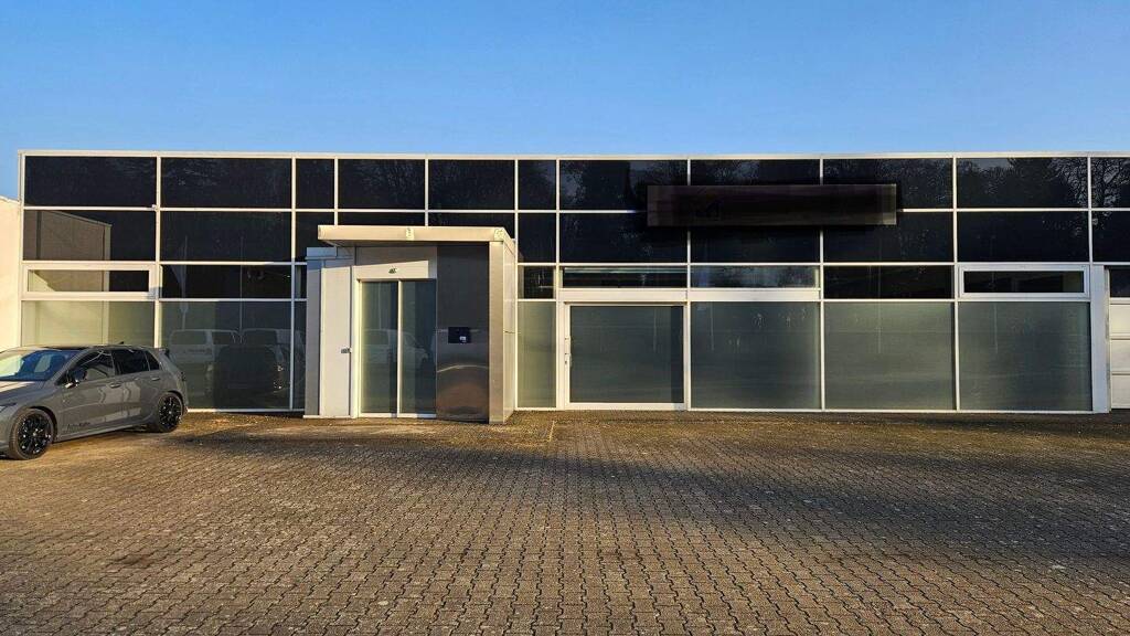 Lagerhalle zur Miete provisionsfrei 7,20 € 330 m² Lagerfläche Hohenzieritzer Straße Neustrelitz 17235