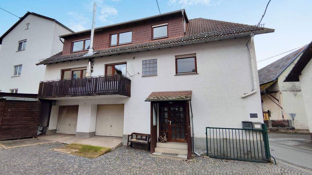 Einfamilienhaus zum Kauf 199.000 € 3 Zimmer 121 m² 332 m² Grundstück Emmershausen Weilrod 61276