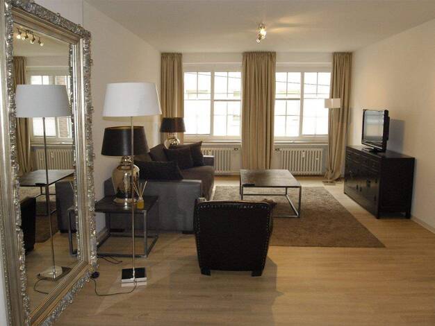 Wohnung zur Miete Wohnen auf Zeit 1.450 € 2 Zimmer 78 m² frei ab 01.04.2026 Altstadt Düsseldorf 40213