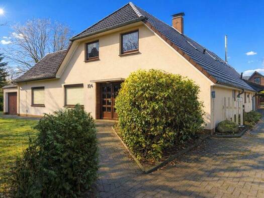 Einfamilienhaus zum Kauf 212.000 € 6 Zimmer 255,9 m² 1.223 m² Grundstück Rallenbüschen Varel 26316