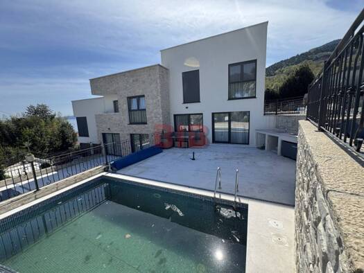 Einfamilienhaus zum Kauf - Erstbezug 659.000 € 2 Zimmer 94 m² Lovran 51415