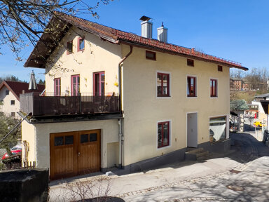 Mehrfamilienhaus zum Kauf als Kapitalanlage geeignet 1.860.000 € 12 Zimmer 297 m² 290 m² Grundstück Miesbach Miesbach 83714