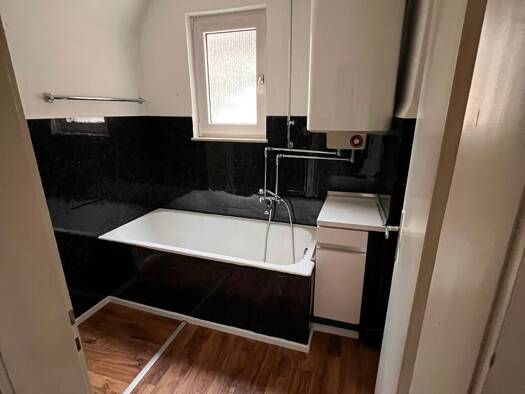 Doppelhaushälfte zum Kauf provisionsfrei 120.000 € 5 Zimmer 79 m² Waaghausstraße 2 Truchtelfingen Albstadt 72461