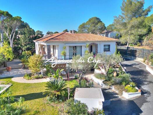 Haus zum Kauf 1.095.000 € 195 m² 1.200 m² Grundstück Boulouris Saint-Raphaël 83700