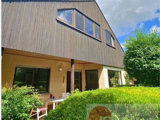 Mehrfamilienhaus zum Kauf 449.000 € 8 Zimmer 181 m² 425 m² Grundstück Kirchditmold Kassel 34130