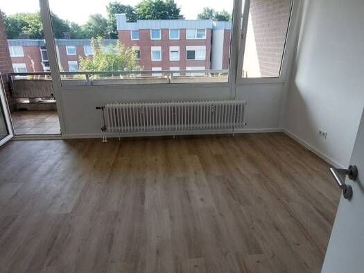 Wohnung zur Miete 1.250 € 4 Zimmer 113,8 m² 1. Geschoss frei ab sofort Gleiwitzer Str. 28d Siegen 57072