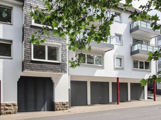 Mehrfamilienhaus zum Kauf als Kapitalanlage geeignet 2.950.000 € 2.315 m² 3.276 m² Grundstück Velbert 42555