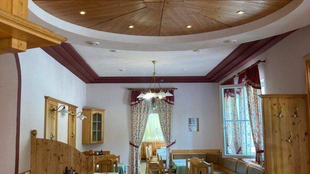 Restaurant zur Miete 1.200 € Weitendorf 8410