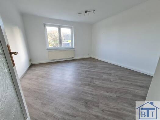 Wohnung zur Miete 310 € 3 Zimmer 58,5 m² 1. Geschoss frei ab sofort Spitzkunnersdorf Leutersdorf 02795