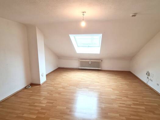 Wohnung zum Kauf 204.000 € 3 Zimmer 62,5 m² 5. Geschoss frei ab sofort Zeppelinstraße 50 Dörnigheim Maintal 63477