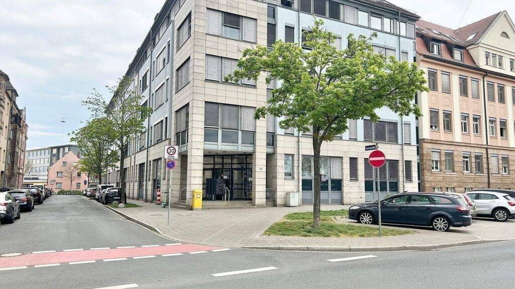 Studio zum Kauf 170.000 € 1 Zimmer 34,2 m² 1. Geschoss Nürnberger Str. 125 Innenstadt Fürth 90762