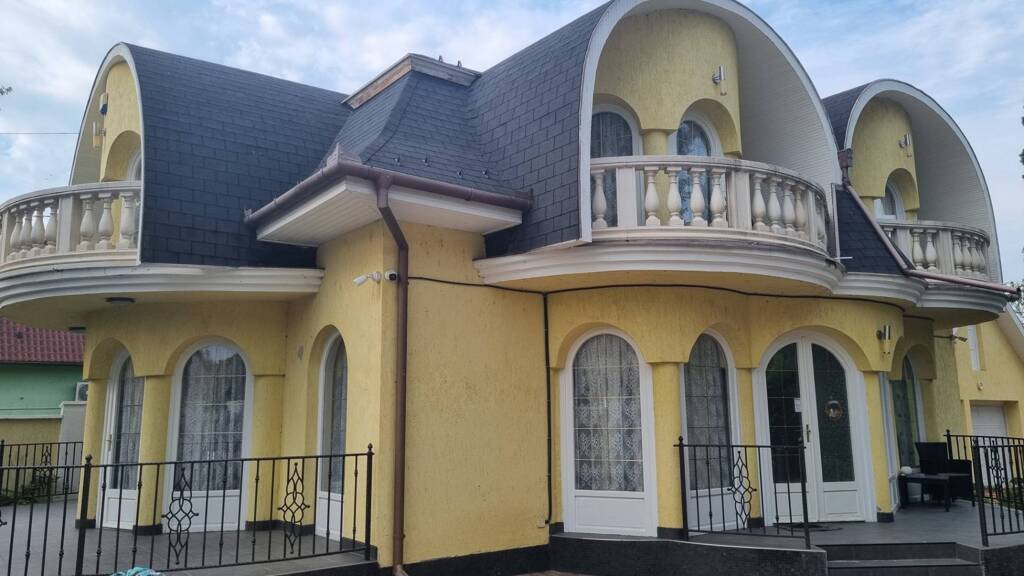 Einfamilienhaus zum Kauf 395.000 € 6 Zimmer 270 m² 807 m² Grundstück frei ab sofort Siófok 8600