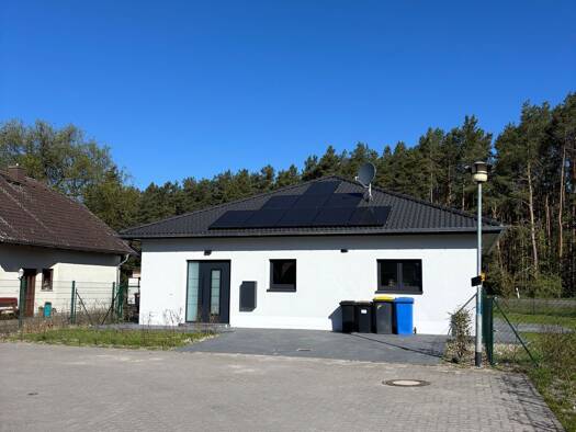 Einfamilienhaus zum Kauf provisionsfrei 290.000 € 3,5 Zimmer 105 m² 775 m² Grundstück Pulspforde Zerbst/Anhalt 39264